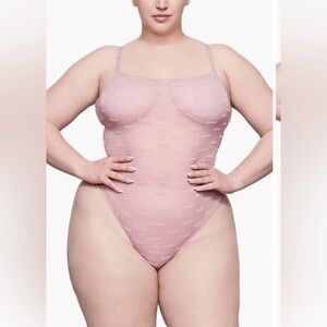 Skims After Hours velvet logo thong bodysuit size 3X Orchid NWT